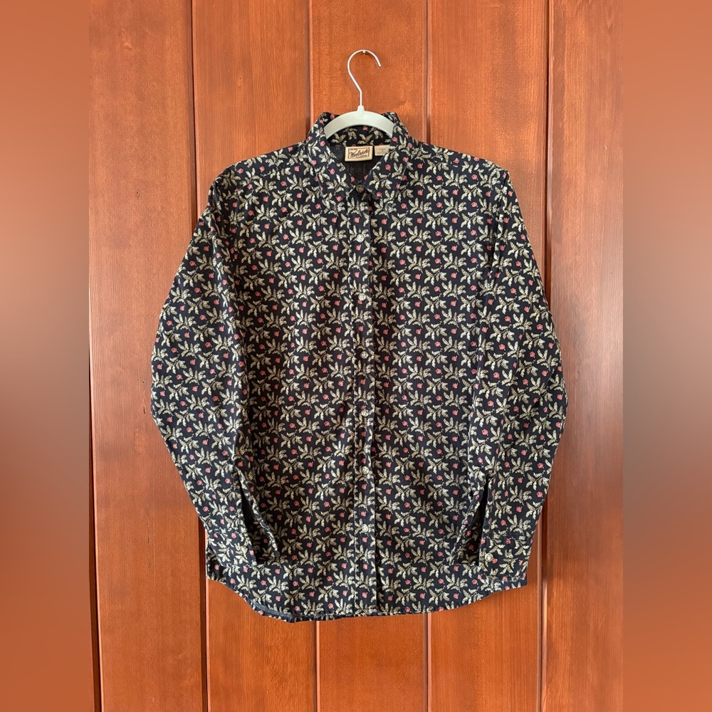Vintage Woolrich Women’s Black Micro Corduroy Flower Foliage Button Shirt Small